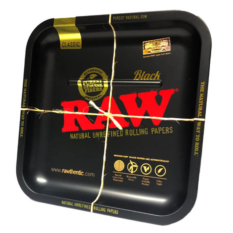 RAW Black Square Metal rolling tray - 23x23cm - Image 2